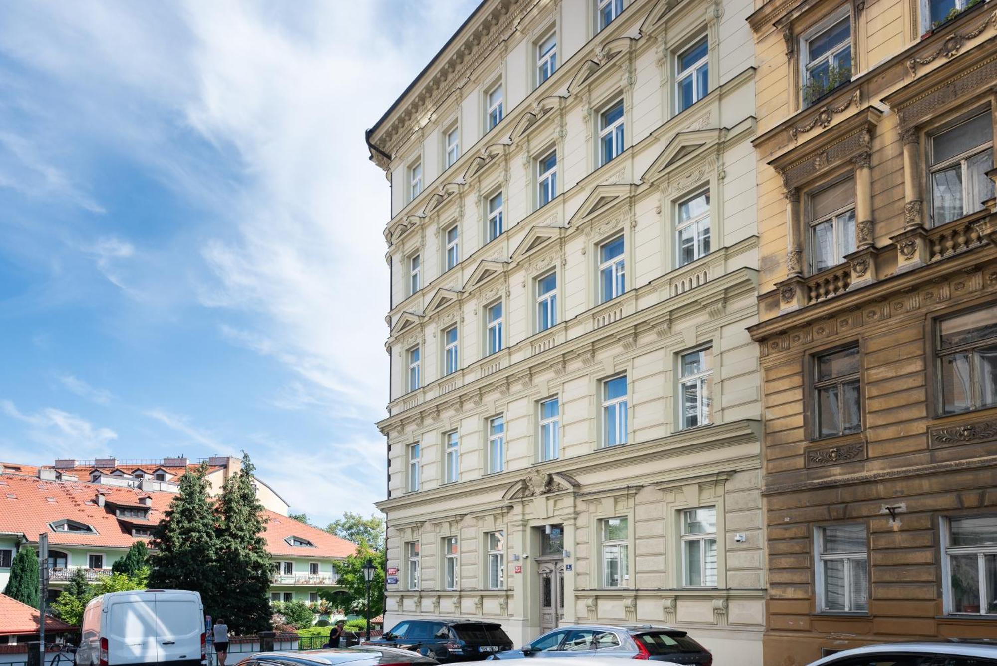 Kampa Park Apartment Praha Bagian luar foto
